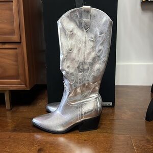 Steve Madden NYC size 8 Silver metallic cowboy boots.